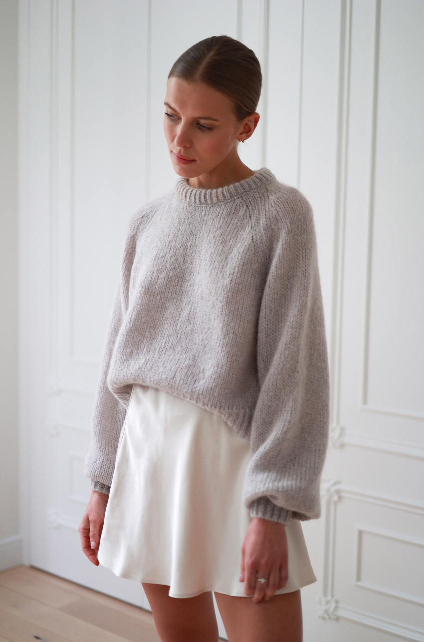 Beige Sweater Laax